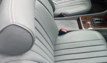 
									Mercedes-Benz SL 500 Dunkelblau / Leder Grau / Deutsch voll								