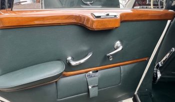 
									Mercedes-Benz 300 D Adenauer Cabrio voll								