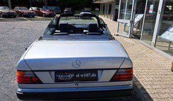 
									Mercedes-Benz CE 300 24V Cabrio Silber / Leder schwarz voll								