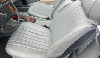 
									Mercedes-Benz SL 500 Dunkelblau / Leder Grau / Deutsch voll								