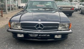 Mercedes-Benz SL 500 Dunkelblau / Leder Grau / Deutsch