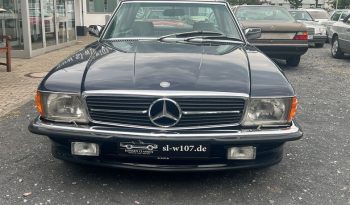 Mercedes-Benz SL 500 Dunkelblau / Leder Grau / Deutsch