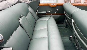 
									Mercedes-Benz 300 D Adenauer Cabrio voll								