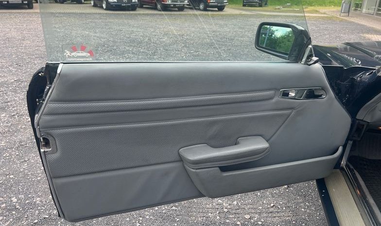 
								Mercedes-Benz SL 500 Dunkelblau / Leder Grau / Deutsch voll									
