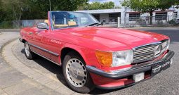 Mercedes-Benz SL 560 Rot/Dattel