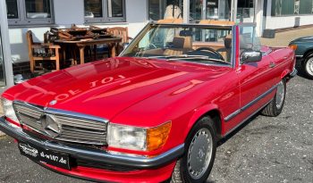 
									Mercedes-Benz SL 560 Rot/Dattel voll								