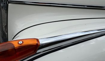 
									Mercedes-Benz 300 D Adenauer Cabrio voll								