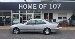 Mercedes-Benz E 200 CLASSIC Automatik/Klima