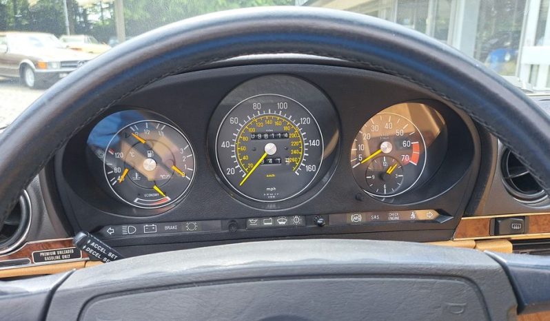 
								Mercedes-Benz SL 560 Schwarz 040 / Leder Dattel voll									