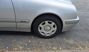 
									Mercedes-Benz E 200 CLASSIC Automatik/Klima voll								