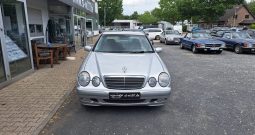 Mercedes-Benz E 200 CLASSIC Automatik/Klima