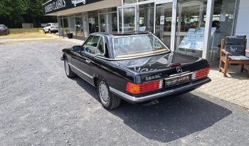 
									Mercedes-Benz SL 560 Schwarz 040 / Leder Dattel voll								