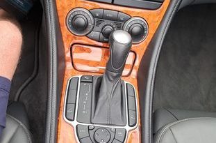 
									Mercedes-Benz SL 500 Deutsches Fahrzeug / Scheckheft voll								