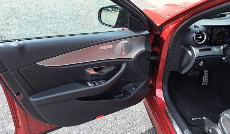 
								Mercedes-Benz E 63 AMG AMG E 63 S Kombi Scheckheft, Top 2. Hand voll									