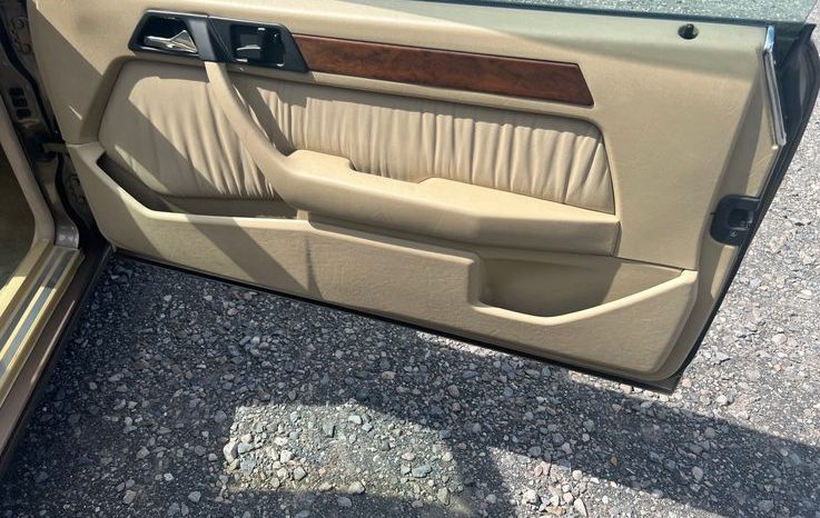 
								Mercedes-Benz CE 300 Automatik Nur 18.000 Km voll									