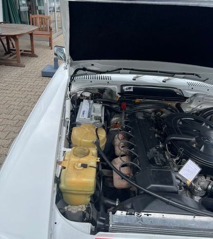 
								Mercedes-Benz SL 300 Automatik voll									