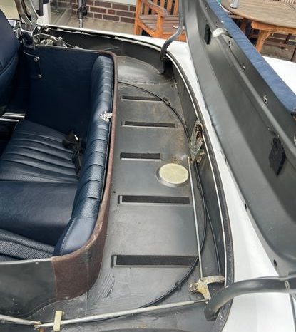 
								Mercedes-Benz SL 300 Automatik voll									