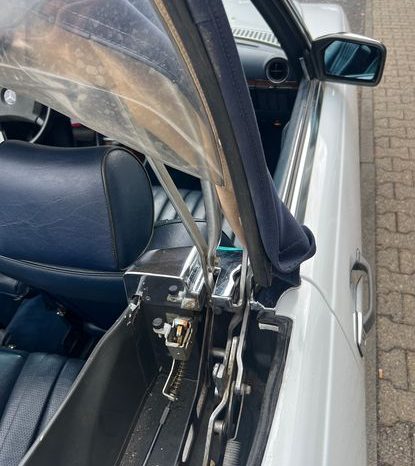 
								Mercedes-Benz SL 300 Automatik voll									