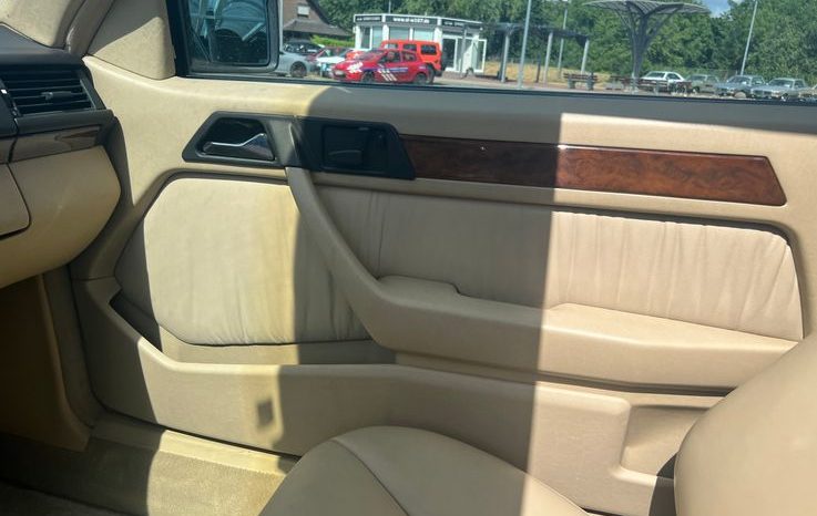 
								Mercedes-Benz CE 300 Automatik Nur 18.000 Km voll									