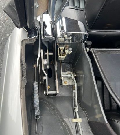 
								Mercedes-Benz SL 300 Automatk,Top Zustand einer der letzten voll									