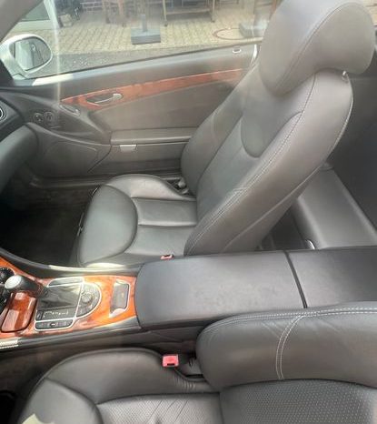
								Mercedes-Benz SL 500 guter Zustand voll									