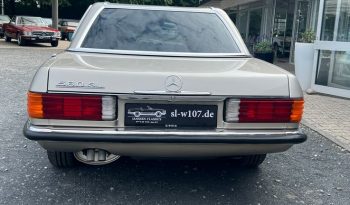 Mercedes-Benz SL 560