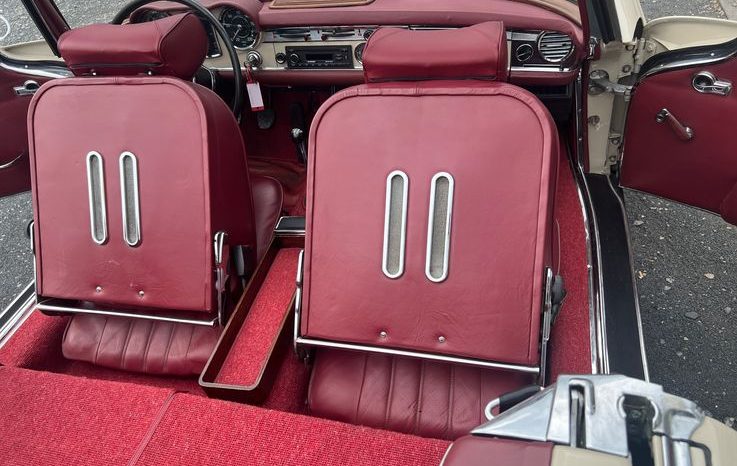 
								Mercedes-Benz SL 230 Motor Überholt, 5 Gang Schalter TOP voll									