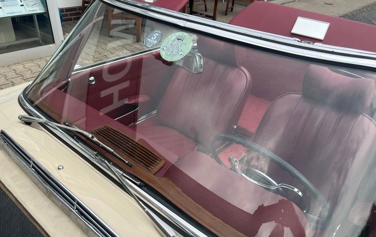 
								Mercedes-Benz SL 230 Motor Überholt, 5 Gang Schalter TOP voll									