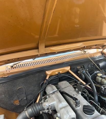 
								Mercedes-Benz 220 D / 8 Lenkradschaltung TOP Zustand voll									