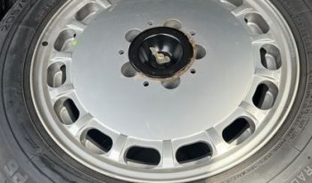 
									Mercedes-Benz SL 560 voll								