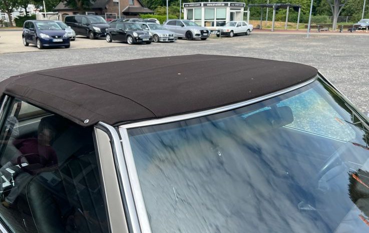 
								Mercedes-Benz SL 560 voll									