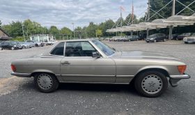 Mercedes-Benz SL 560