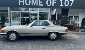 Mercedes-Benz SL 560