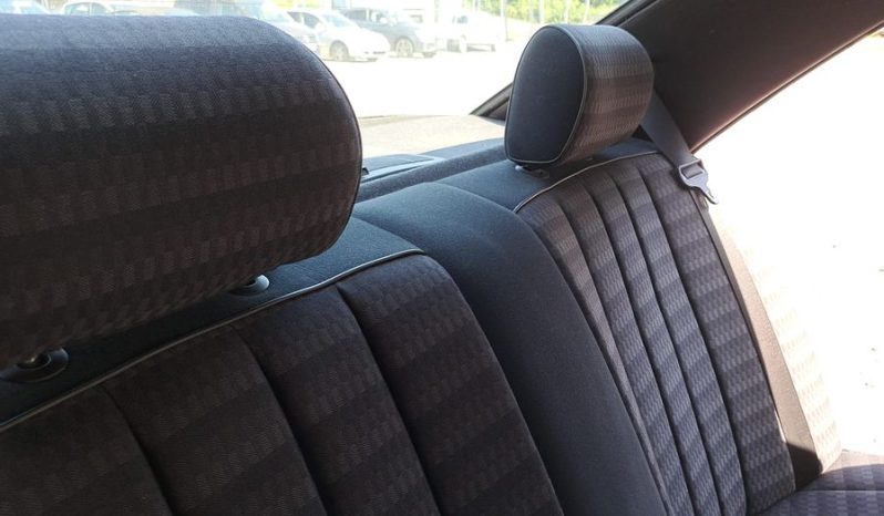 
								Mercedes-Benz 190 E ESHD, Automatik , 2 Hand voll									