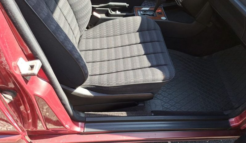
								Mercedes-Benz 190 E ESHD, Automatik , 2 Hand voll									