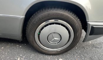 
									Mercedes-Benz E 2301.Hand / Scheckheft /Automatik/ 33139 km voll								